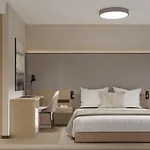 Kompas 4*