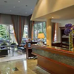 Kompas Hotel 4*