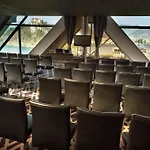 Hotel Kompas 4*
