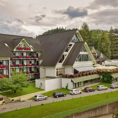 コンパス ホテル 4*