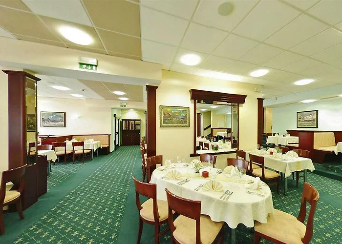 ホテル コンパス 4*